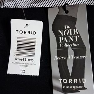 NWT Torrid dress pants 22R